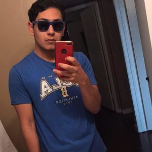 Meet your Posher, Erick